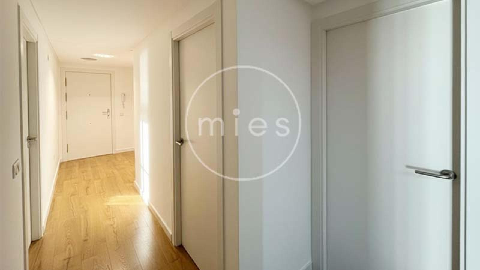 mies inmobiliaria alquila piso en paiporta cocina moderna