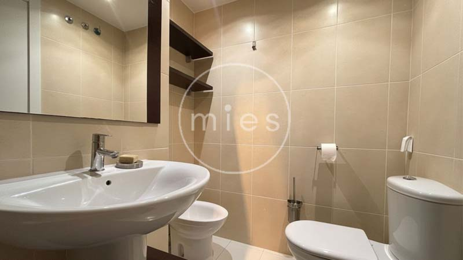 mies inmobiliaria alquila piso en paiporta cocina moderna