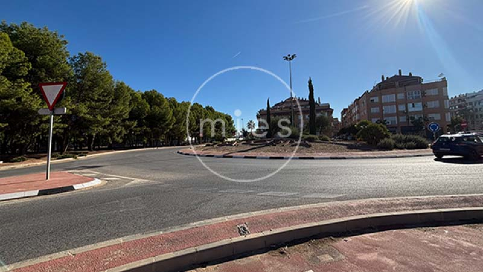 piso en alquiler Paiporta, alquiler Paiporta, pisos en alquiler Paiporta, alquiler larga duración Paiporta, piso amueblado Paiporta, piso 3 habitaciones Paiporta, piso con garaje Paiporta, piso 2 baños Paiporta, alquiler vivienda Paiporta, inmobiliaria Paiporta, MIES Inmobiliaria Paiporta, agencia inmobiliaria Paiporta, alquiler cerca de Valencia, pisos en alquiler Valencia, vivienda en alquiler Horta Sud