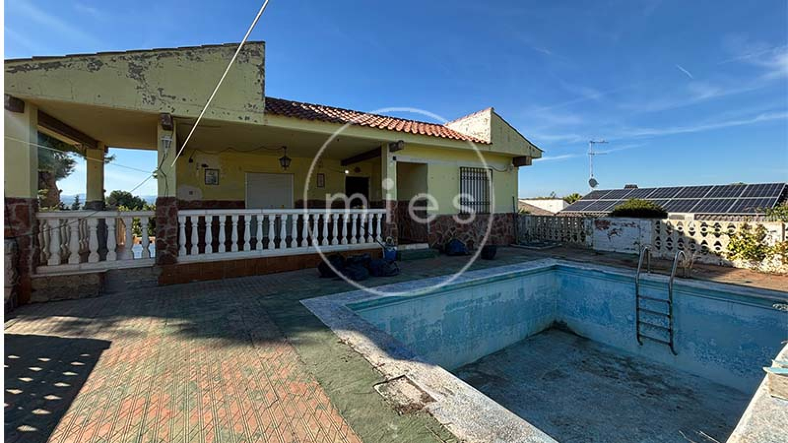mies agencia inmobiliaria vende casa chalet