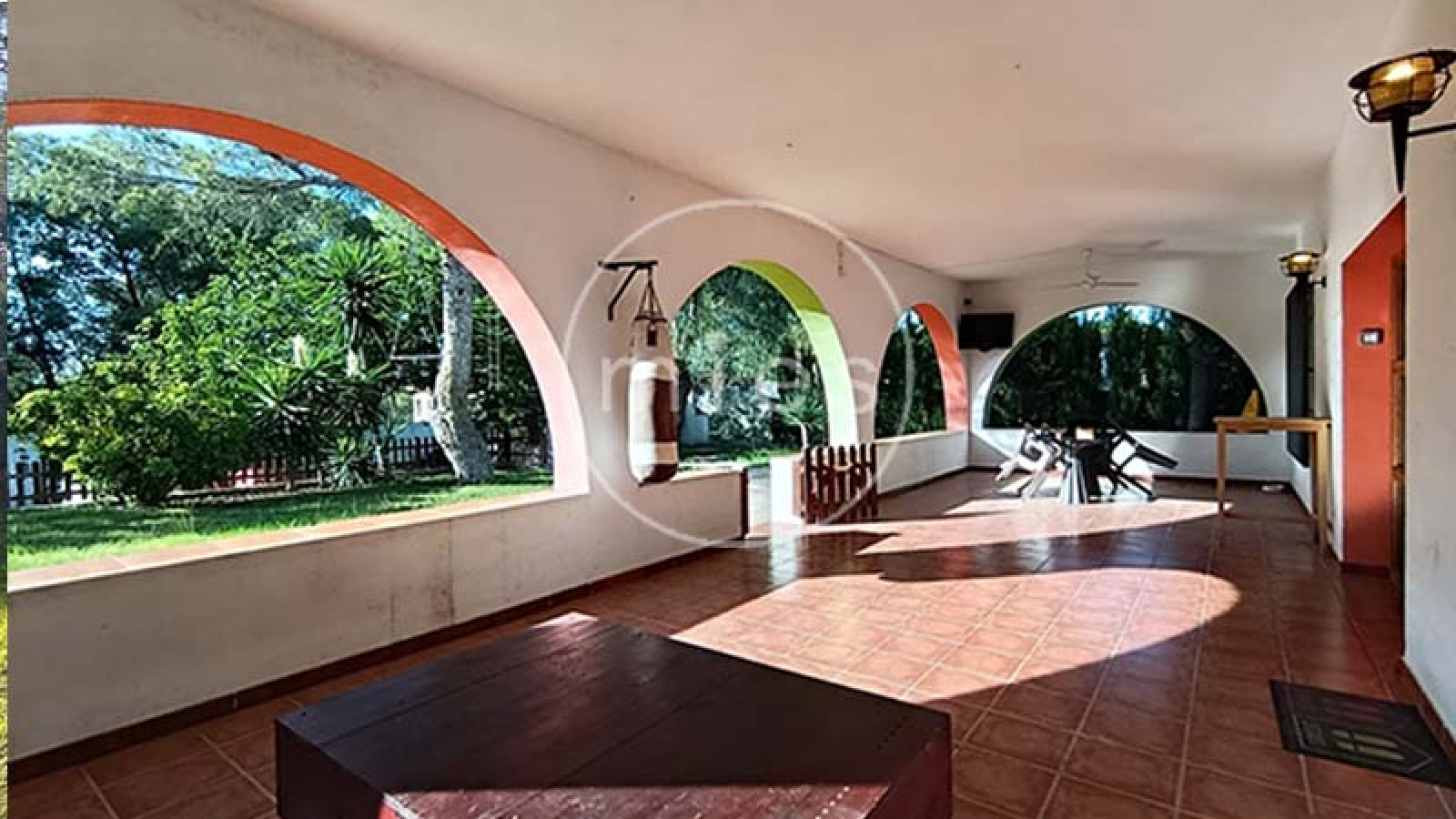 Mies Inmobiliaria, tu inmobiliaria en Valencia y alrededores. Encuentra pisos, casas y chalets en venta en Manises, Valencia y otras localidades.