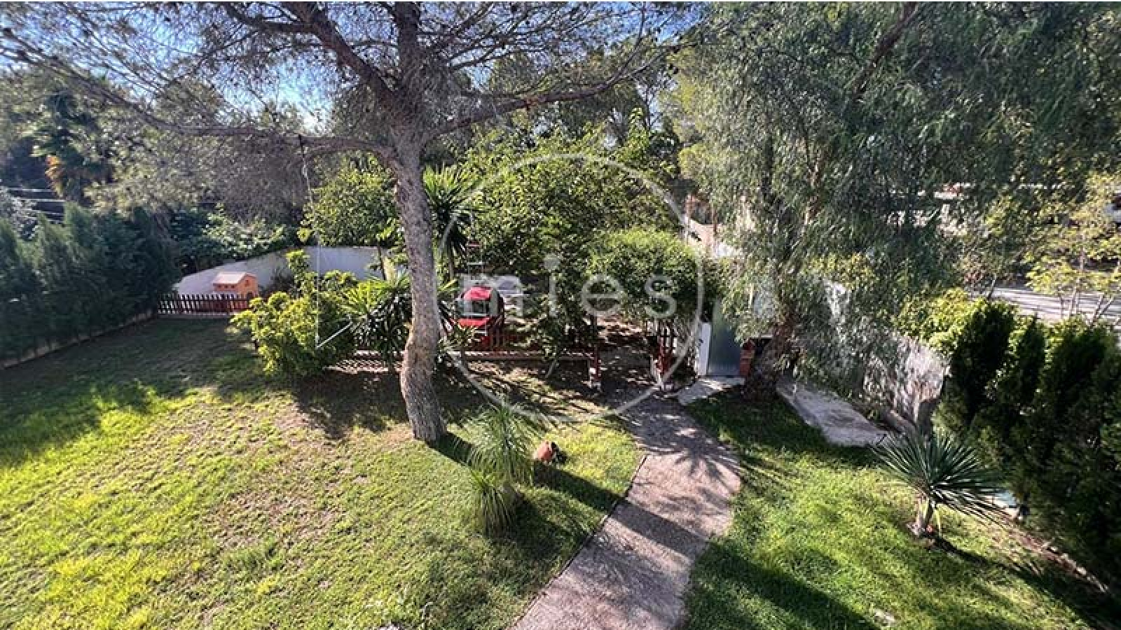 Mies Inmobiliaria, tu inmobiliaria en Valencia y alrededores. Encuentra pisos, casas y chalets en venta en Manises, Valencia y otras localidades.
