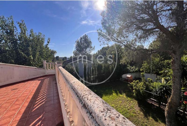 Mies Inmobiliaria, tu inmobiliaria en Valencia y alrededores. Encuentra pisos, casas y chalets en venta en Manises, Valencia y otras localidades.