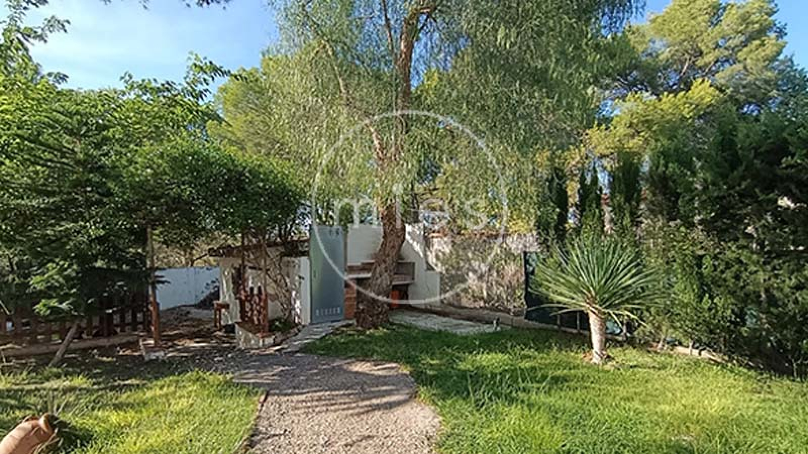 Mies Inmobiliaria, tu inmobiliaria en Valencia y alrededores. Encuentra pisos, casas y chalets en venta en Manises, Valencia y otras localidades.