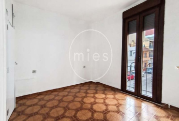 tico en Xirivella, ático con terraza en Xirivella, vivienda en Xirivella, piso en Xirivella, vivienda con terraza en Xirivella, ático cerca de Valencia, vivienda singular Xirivella, vivienda con carácter, piso esquinero Xirivella, vivienda luminosa Xirivella, vivienda sin gastos de comunidad, vivienda independiente Xirivella, vivienda centro Xirivella, piso con terraza cerca de Valencia, vivienda valenciana, edificio estilo valenciano, vivienda para reformar Xirivella, vivienda con potencial Xirivella, piso 3 habitaciones Xirivella, ático 3 habitaciones Xirivella, ático esquinero con terraza en Xirivella, ático con tres orientaciones en Xirivella, vivienda singular con terraza cerca de Valencia, vivienda con carácter en Xirivella, vivienda independiente sin comunidad en Xirivella, ático con terraza y sin comunidad, vivienda