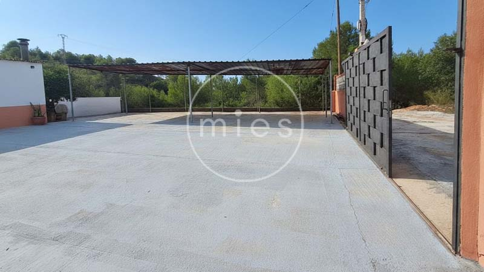 casa con piscina Montserrat, chalet Montserrat, casa en Montserrat Valencia, vivienda con piscina Montserrat, parcela 930 m2 Montserrat, casa de campo Montserrat, chalet con piscina Valencia, casa cerca del pueblo Montserrat, vivienda con terreno Montserrat, casa para fines de semana Montserrat, casa para vacaciones Montserrat, casa con terreno Valencia, Mies Inmobiliaria Montserrat