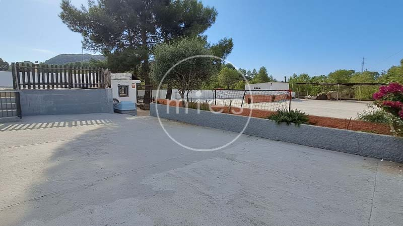 casa con piscina Montserrat, chalet Montserrat, casa en Montserrat Valencia, vivienda con piscina Montserrat, parcela 930 m2 Montserrat, casa de campo Montserrat, chalet con piscina Valencia, casa cerca del pueblo Montserrat, vivienda con terreno Montserrat, casa para fines de semana Montserrat, casa para vacaciones Montserrat, casa con terreno Valencia, Mies Inmobiliaria Montserrat