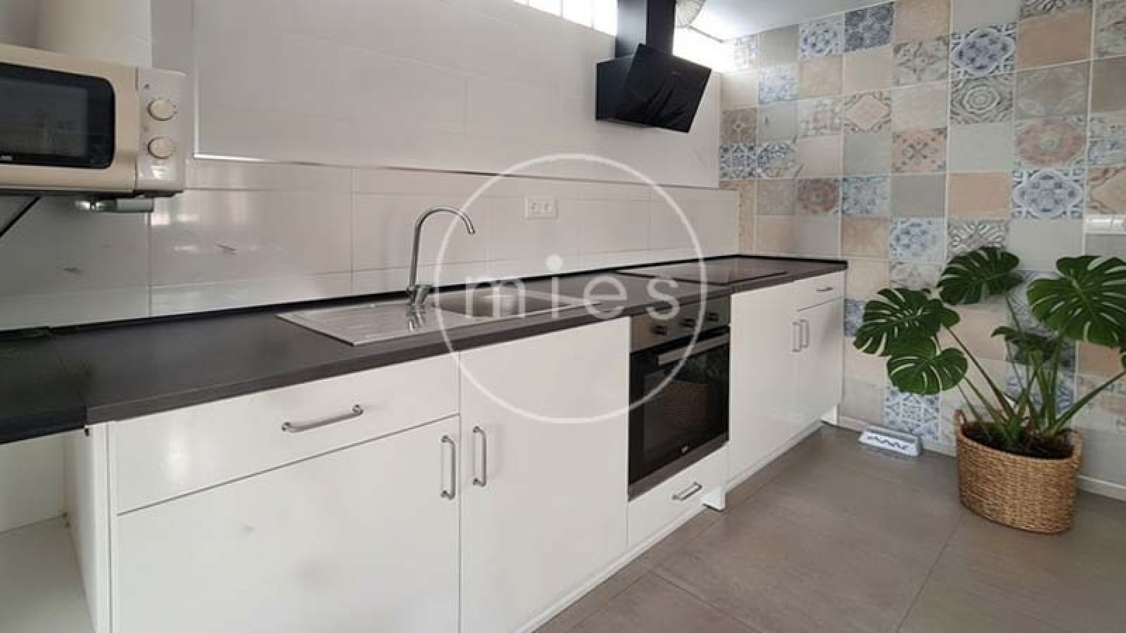 casa con piscina Montserrat, chalet Montserrat, casa en Montserrat Valencia, vivienda con piscina Montserrat, parcela 930 m2 Montserrat, casa de campo Montserrat, chalet con piscina Valencia, casa cerca del pueblo Montserrat, vivienda con terreno Montserrat, casa para fines de semana Montserrat, casa para vacaciones Montserrat, casa con terreno Valencia, Mies Inmobiliaria Montserrat