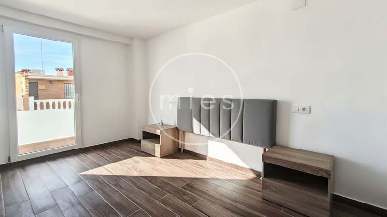 piso en venta Quart de Poblet, piso reformado Quart de Poblet, vivienda Barrio del Cristo, piso amueblado, piso con terraza, inversión inmobiliaria Quart de Poblet, comprar piso Quart de Poblet, Inmobiliaria MIES
 Copiar palabras clave
